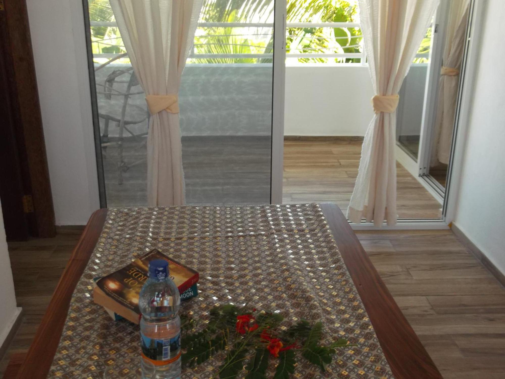 Bed and Breakfast Kobe House Jambiani  Habitación foto